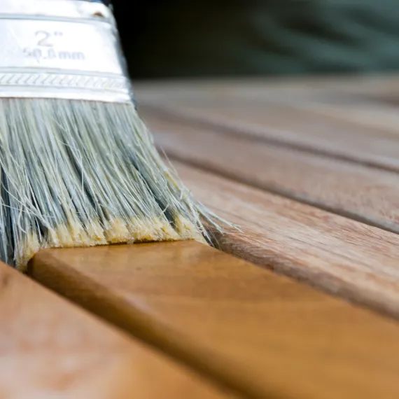 Staining & Varnishing